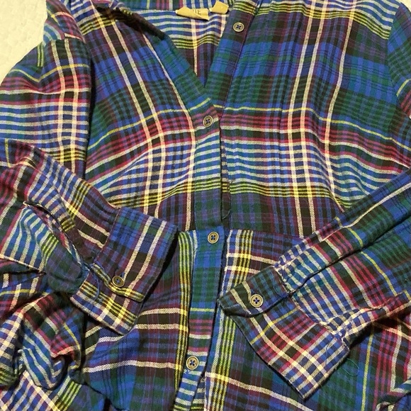 True Craft Women's Plaid Top with Peplum | Distressed Details | Fun & Swingy - Picture 12 of 12